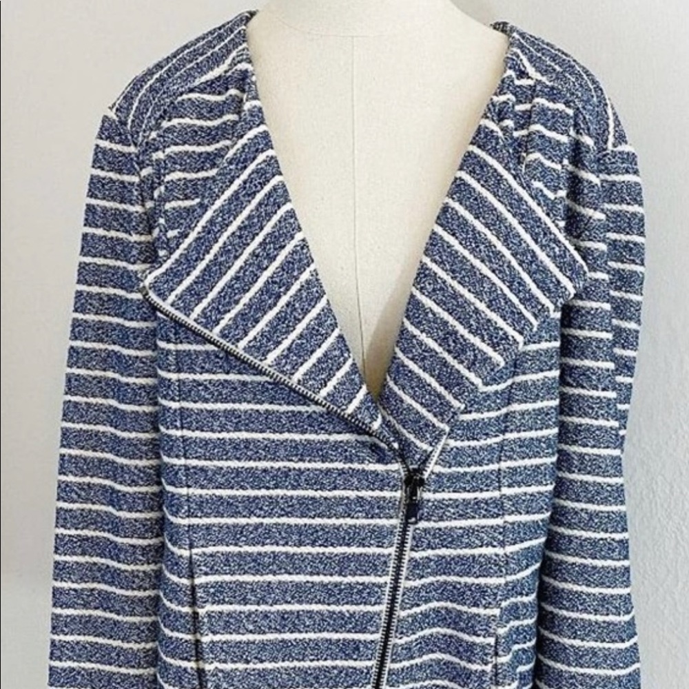 Lou & Grey blazer. Size small